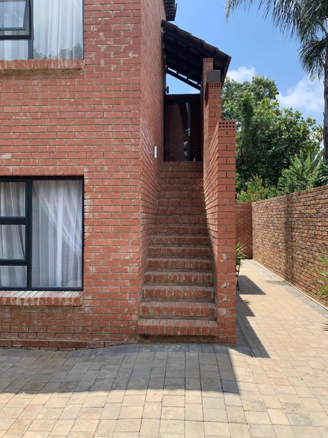 Hotel The Chameleon Centurion Exterior foto